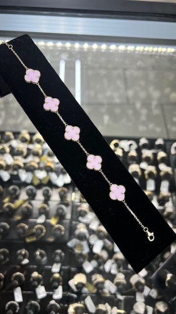 Light Pink Clover Bracelet 10k #0075