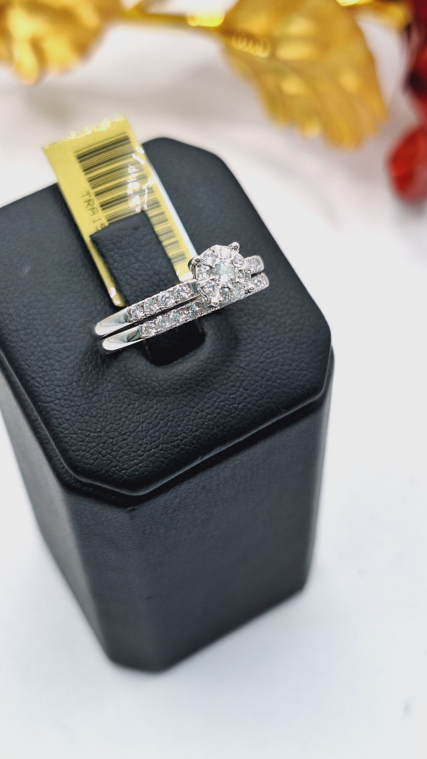 10k White Gold Engagement Duo - Image 2