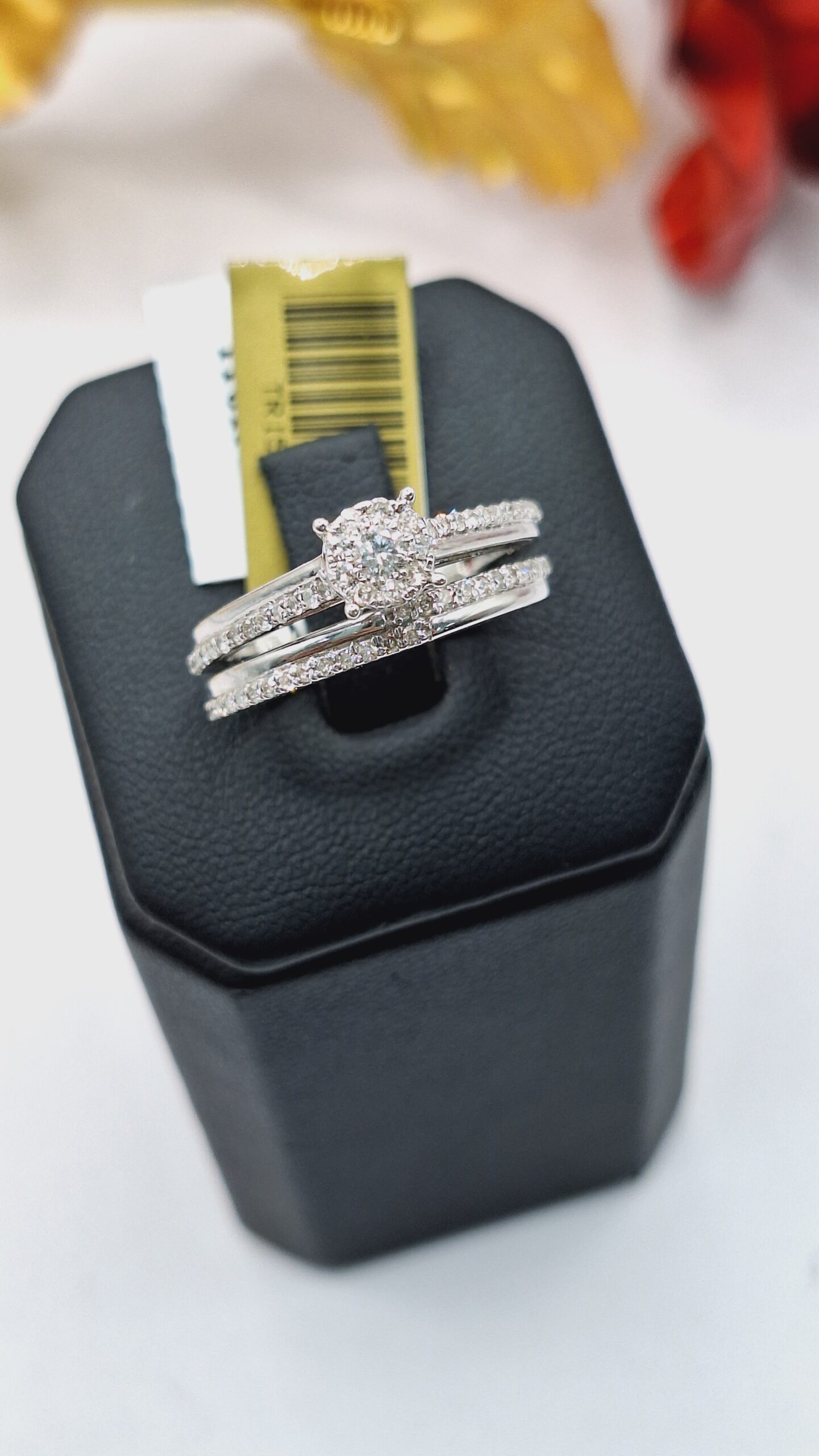 10k White Gold Engagement Duo - Image 2