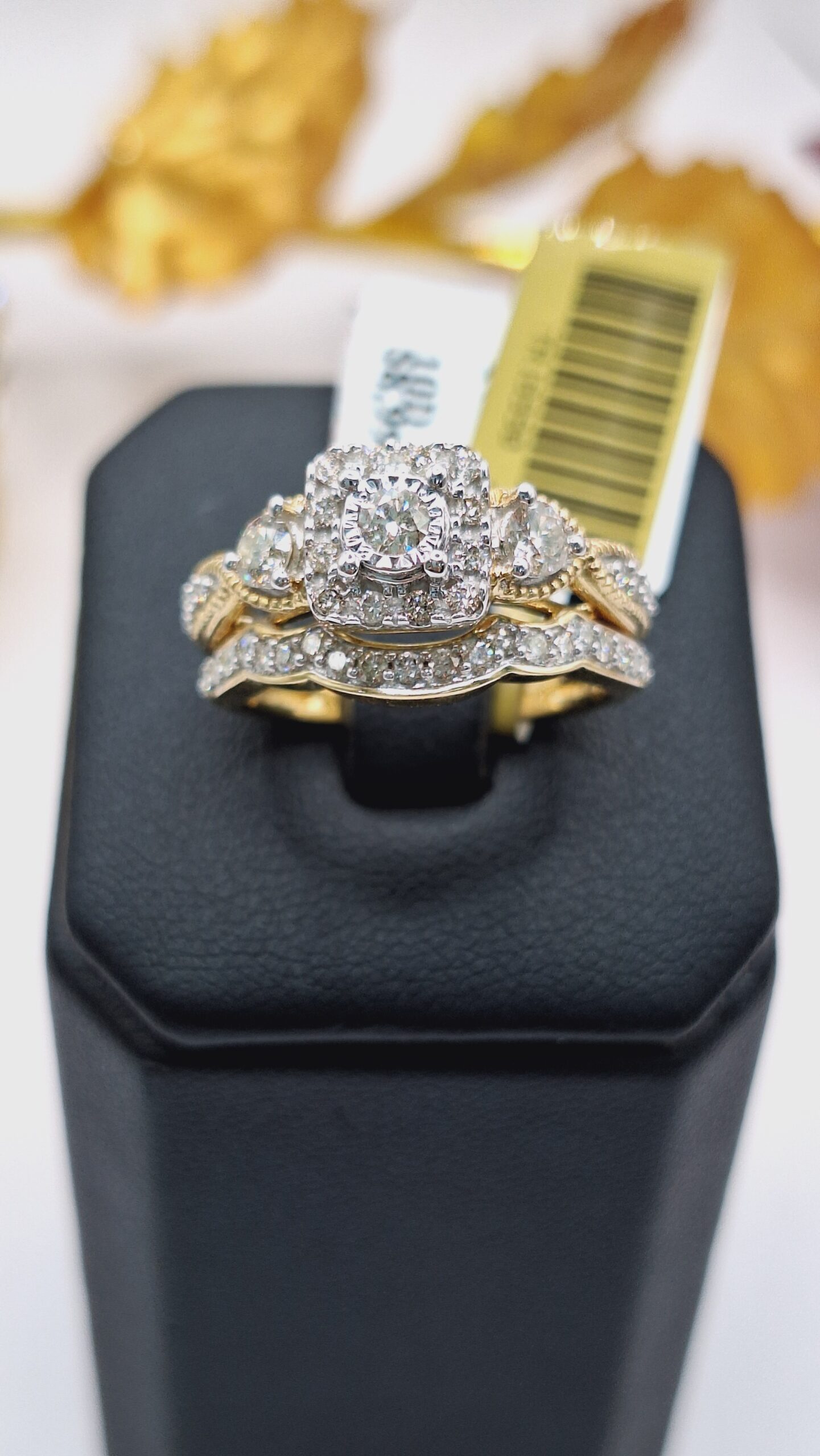 DIAMOND ENGAMENT RING DUO 10K