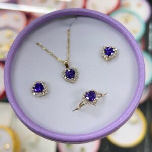 Radiant Heart 10K Gold Jewelry Set