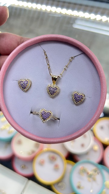 Radiant Heart 10K Gold Jewelry Set